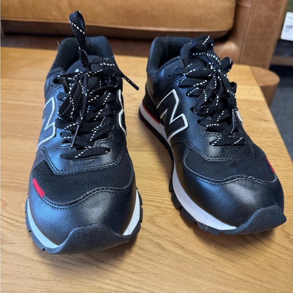 New Balance 574 Rugged Black - Picture 1 of 8